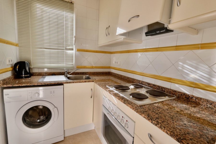 Resale - Apartamento/Bungalow - Torrevieja  - Aguas Nuevas