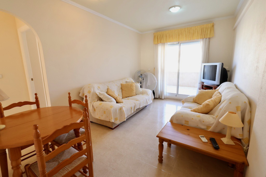 Resale - Apartamento/Bungalow - Torrevieja  - Aguas Nuevas