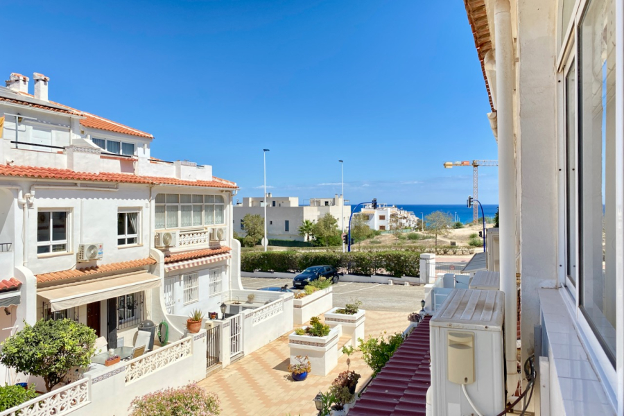 Resale - Townhouse / Duplex - Torrevieja  - La Mata