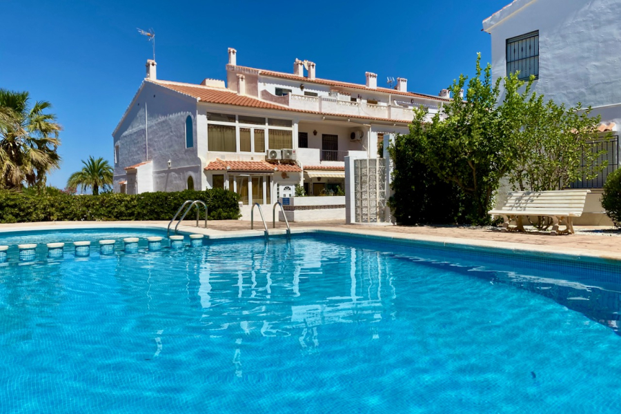 Resale - Townhouse / Duplex - Torrevieja  - La Mata