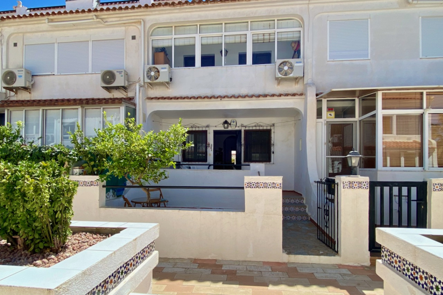 Resale - Townhouse / Duplex - Torrevieja  - La Mata