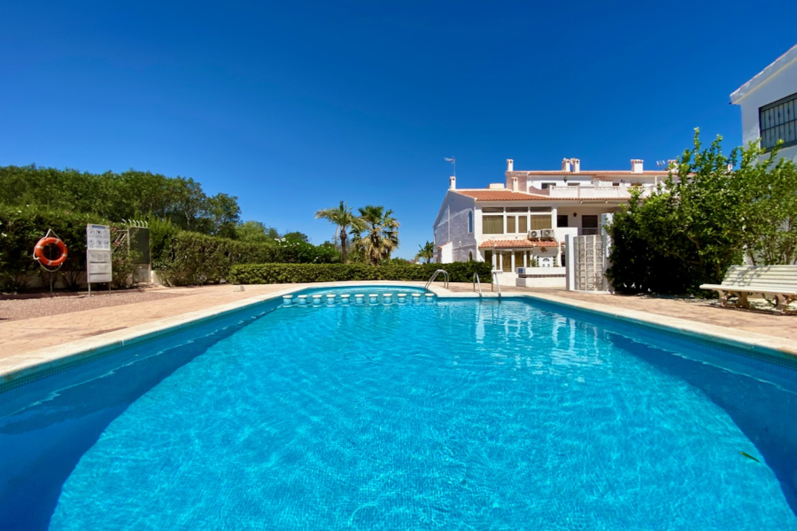 Resale - Townhouse / Duplex - Torrevieja  - La Mata