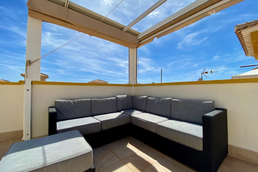 Resale - Duplex / Adosado - Torrevieja  - Aguas Nuevas