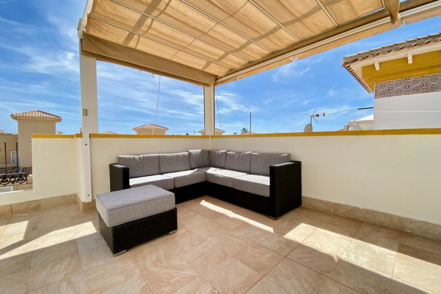 Resale - Duplex / Adosado - Torrevieja  - Aguas Nuevas