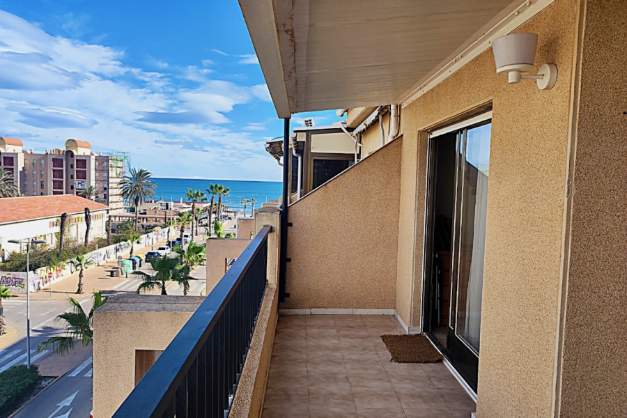 Resale - Apartamento/Bungalow - Torrevieja  - La Mata