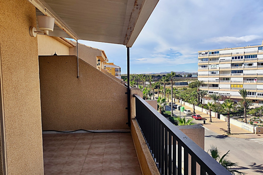 Resale - Apartamento/Bungalow - Torrevieja  - La Mata