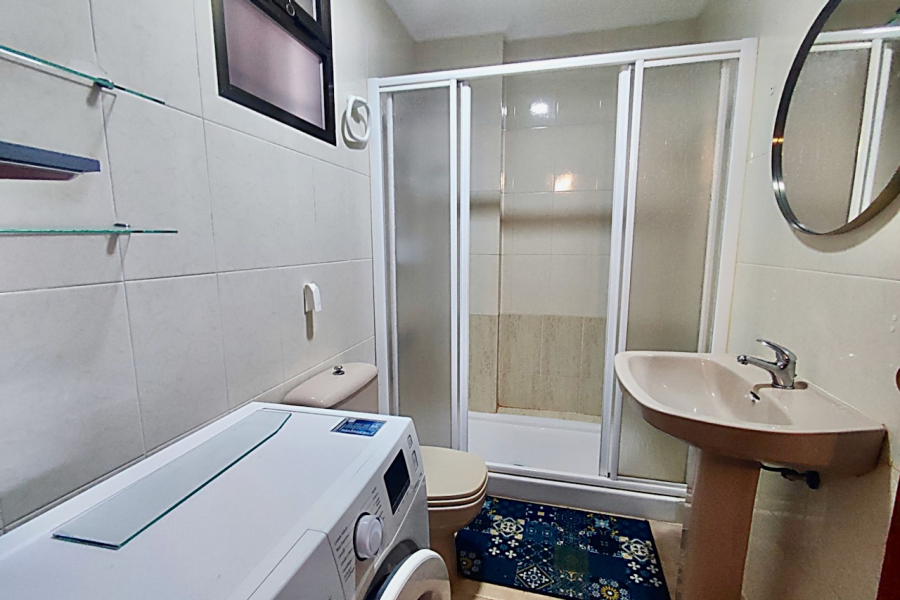 Resale - Apartamento/Bungalow - Torrevieja  - La Mata