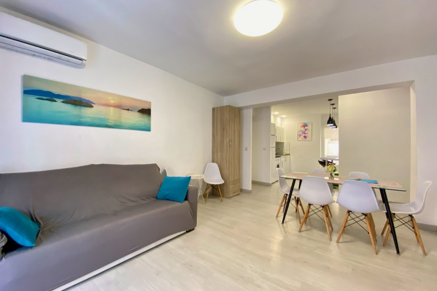 Resale - Apartamento/Bungalow - Torrevieja  - El Acequión