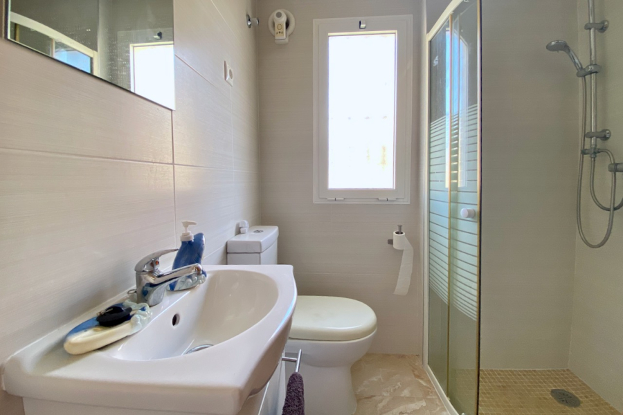 Resale - Apartamento/Bungalow - Torrevieja  - La Mata