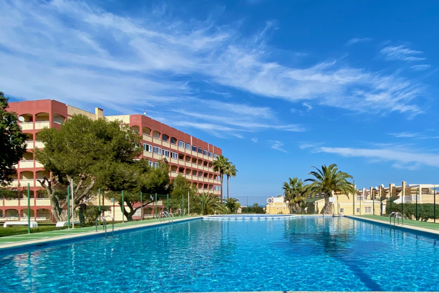 Resale - Apartamento/Bungalow - Torrevieja  - La Mata