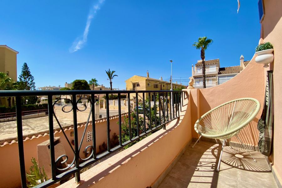 Resale - Apartamento/Bungalow - Torrevieja  - La Rosaleda - Los Frutales
