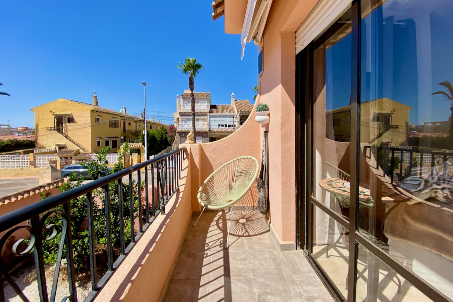 Resale - Apartamento/Bungalow - Torrevieja  - La Rosaleda - Los Frutales