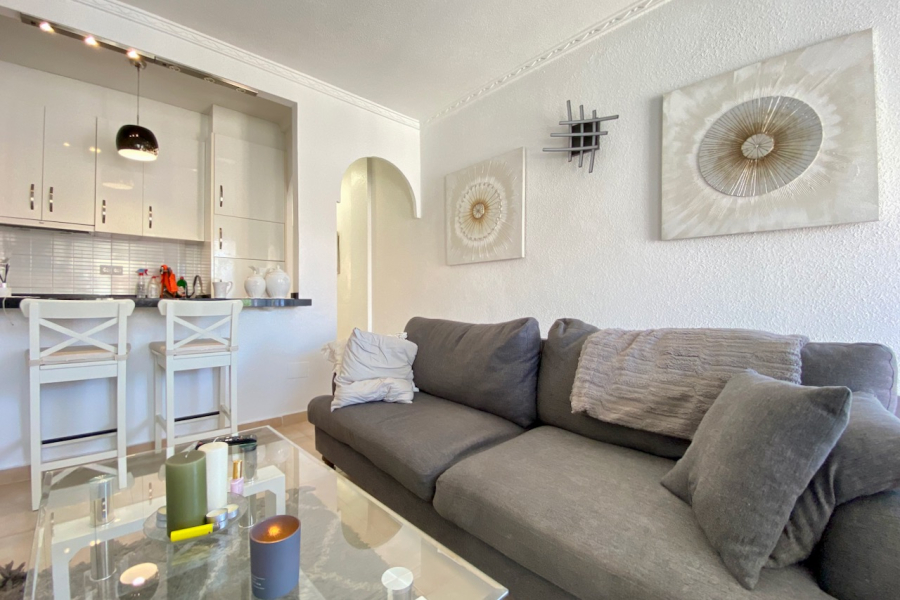 Resale - Apartamento/Bungalow - Torrevieja  - La Rosaleda - Los Frutales