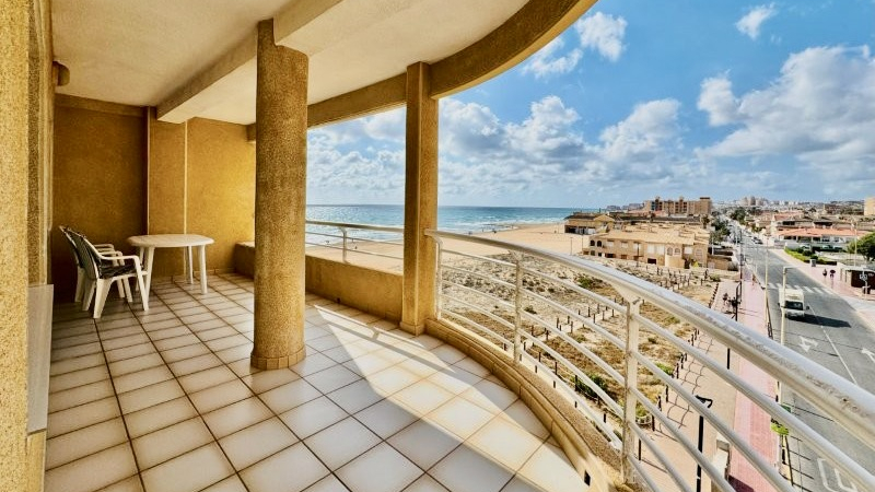 Lägenhet / Bungalow  - Resale - Torrevieja  - La Mata