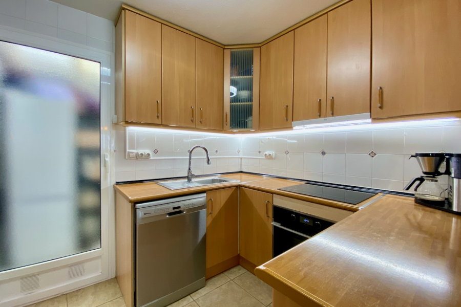 Resale - Duplex / Adosado - Torrevieja  - Aguas Nuevas