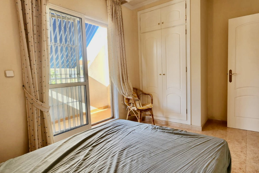 Resale - Duplex / Adosado - Torrevieja  - Aguas Nuevas