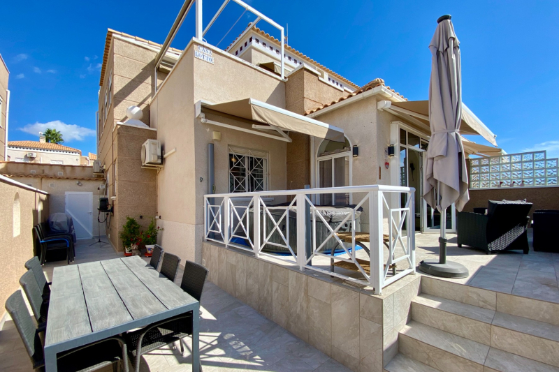 Duplex / Adosado - Resale - Torrevieja  - Aguas Nuevas