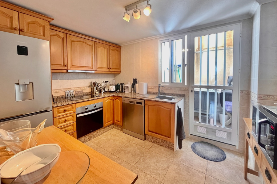 Resale - Townhouse / Duplex - Torrevieja  - La Mata