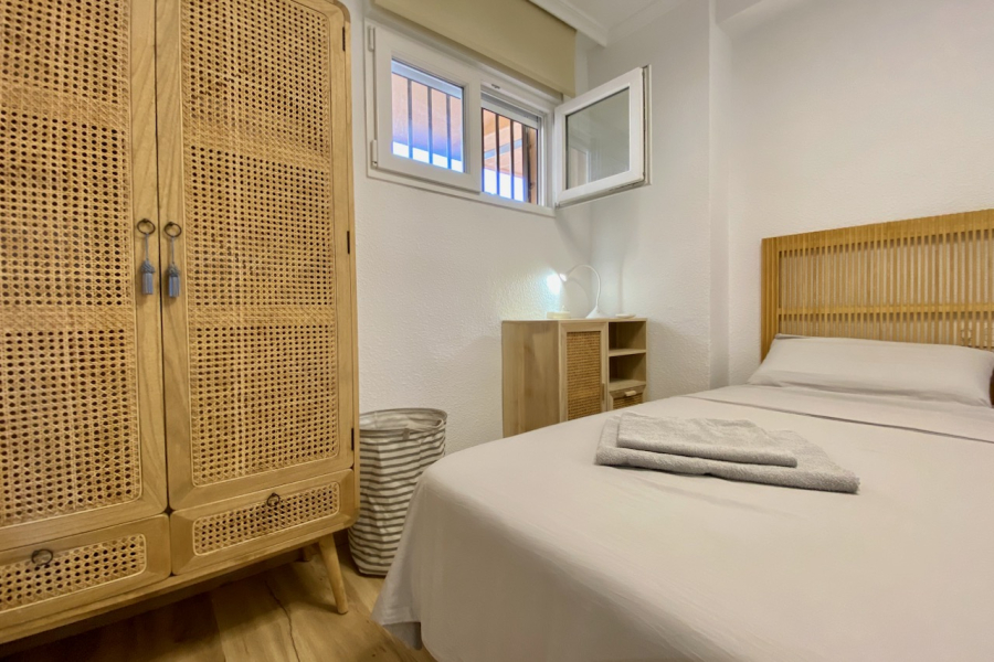 Resale - Apartamento/Bungalow - Torrevieja  - La Mata