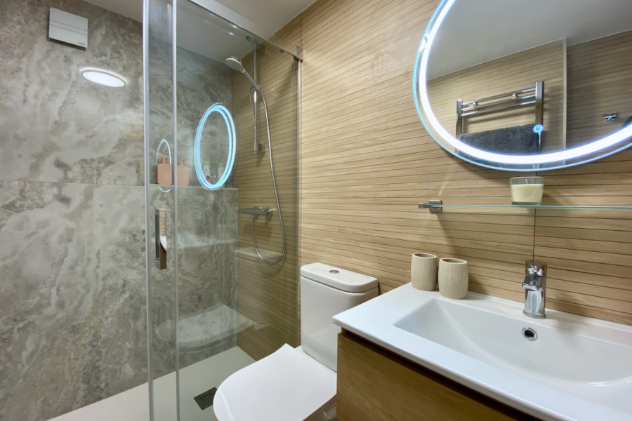 Resale - Apartamento/Bungalow - Torrevieja  - La Mata