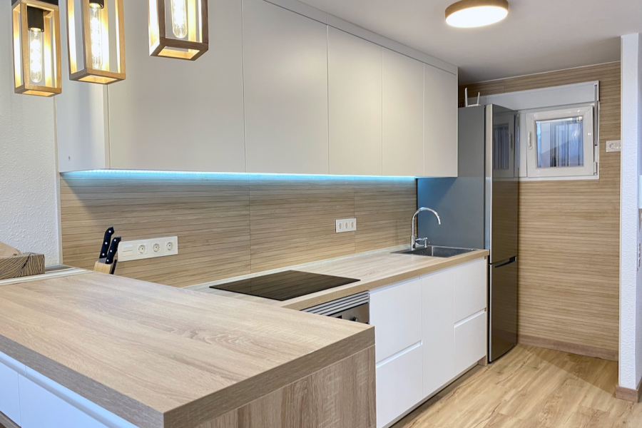 Resale - Apartamento/Bungalow - Torrevieja  - La Mata