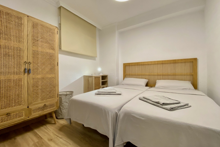 Resale - Apartamento/Bungalow - Torrevieja  - La Mata