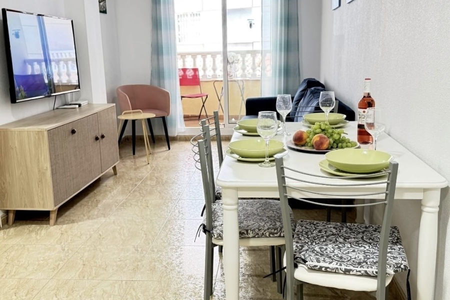 Resale - Apartamento/Bungalow - Torrevieja  - La Mata