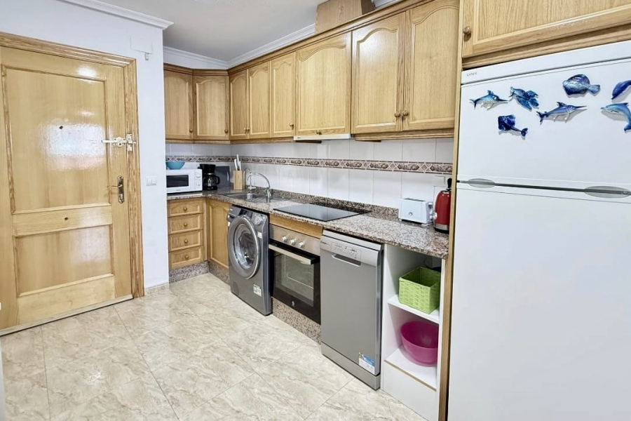 Resale - Apartamento/Bungalow - Torrevieja  - La Mata