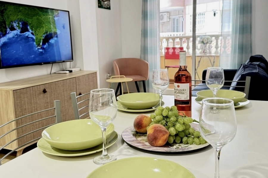 Resale - Apartamento/Bungalow - Torrevieja  - La Mata