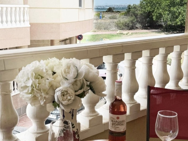 Resale - Apartamento/Bungalow - Torrevieja  - La Mata