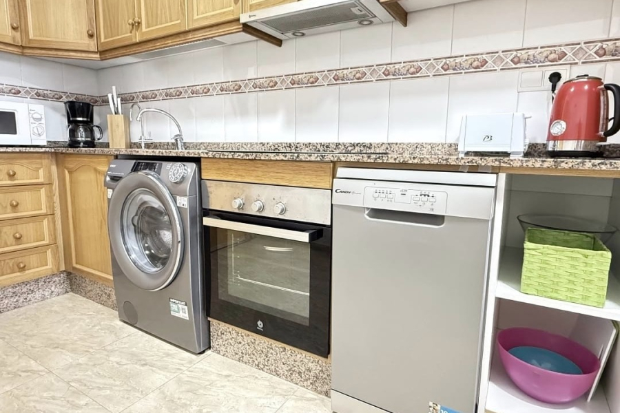 Resale - Apartamento/Bungalow - Torrevieja  - La Mata