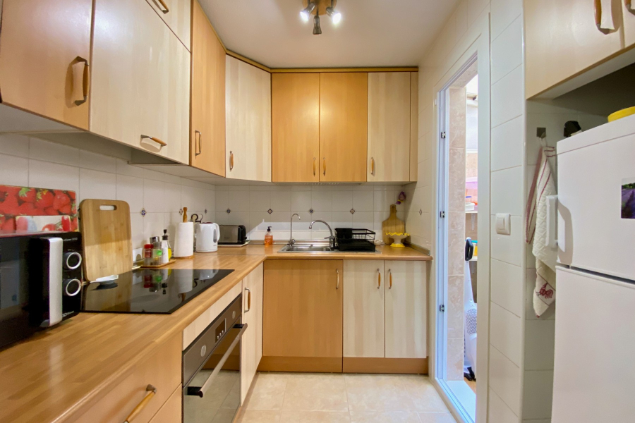 Resale - Duplex / Adosado - Torrevieja  - Aguas Nuevas