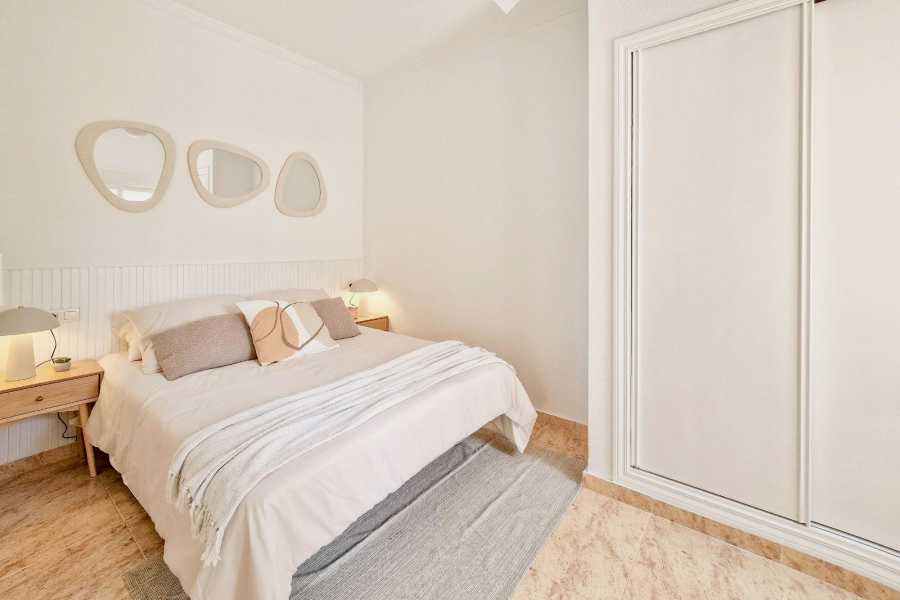 Resale - Duplex / Adosado - Torrevieja  - La Rosaleda - Los Frutales