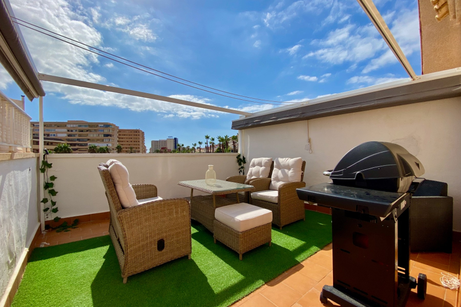 Resale - Duplex / Adosado - Torrevieja  - La Mata