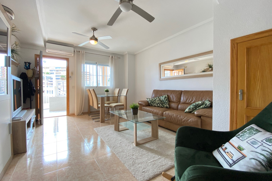 Resale - Duplex / Adosado - Torrevieja  - La Mata