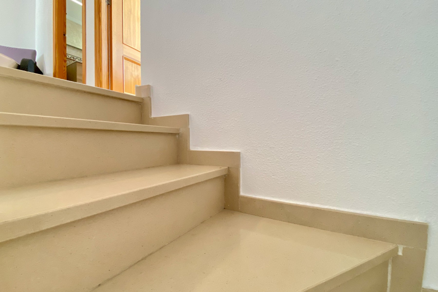 Resale - Duplex / Adosado - Torrevieja  - La Mata