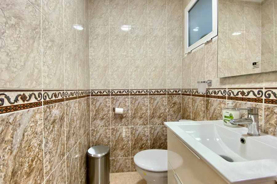 Resale - Duplex / Adosado - Torrevieja  - La Mata