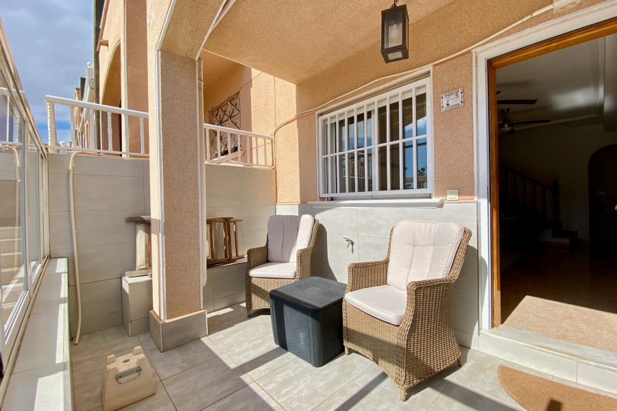 Resale - Duplex / Adosado - Torrevieja  - La Mata