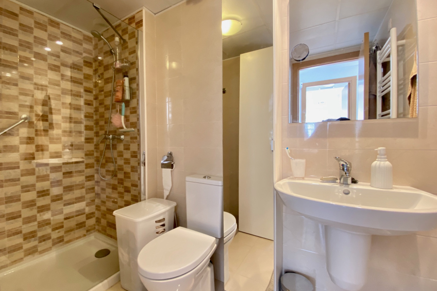 Resale - Apartamento/Bungalow - Torrevieja  - Azul Beach