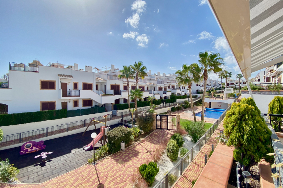 Resale - Apartamento/Bungalow - Torrevieja  - Azul Beach