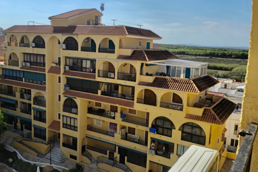 Resale - Apartamento/Bungalow - Torrevieja  - La Mata