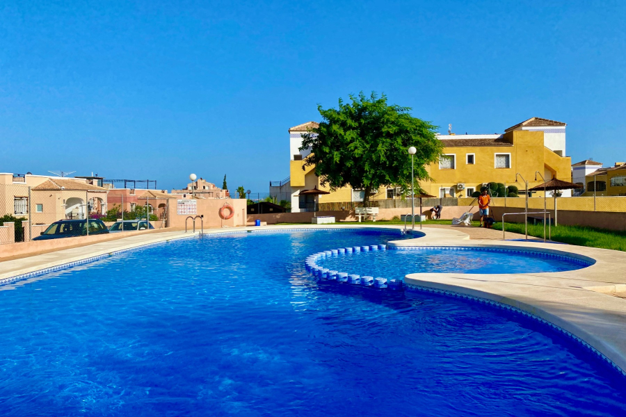 Resale - Apartamento/Bungalow - Los Montesinos - La Herrada