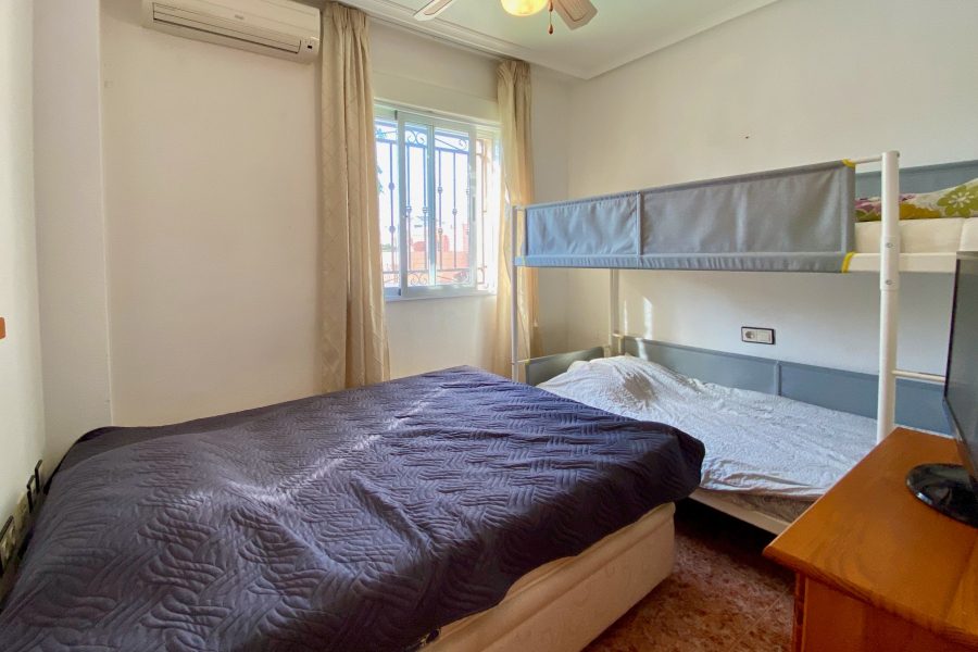 Resale - Apartamento/Bungalow - Los Montesinos - La Herrada