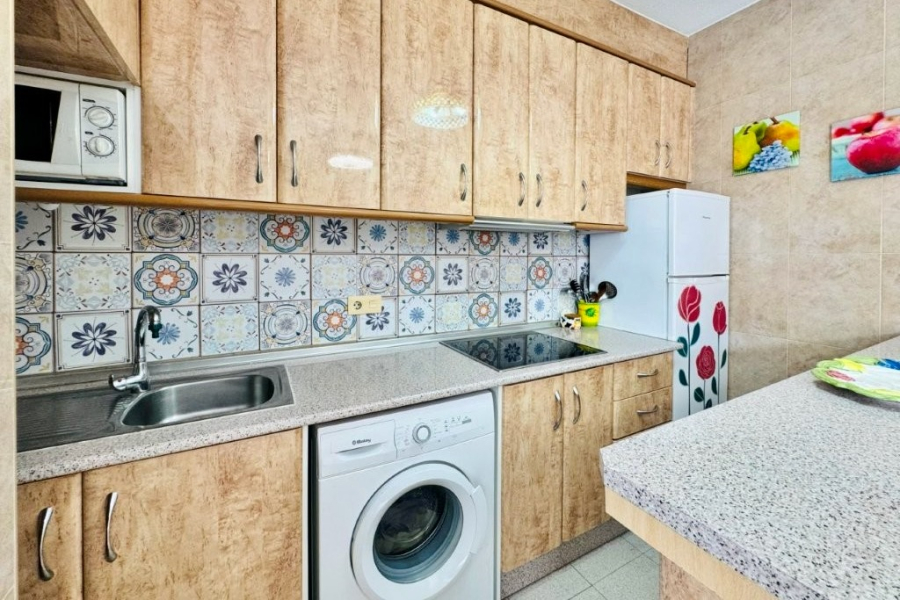 Resale - Apartamento/Bungalow - Torrevieja  - La Mata