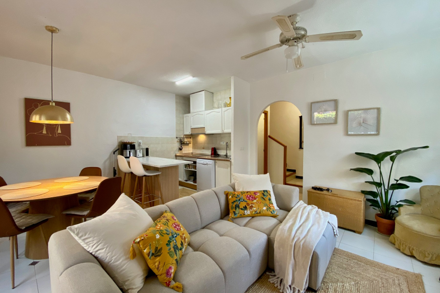 Resale - Duplex / Adosado - Torrevieja  - Torreblanca