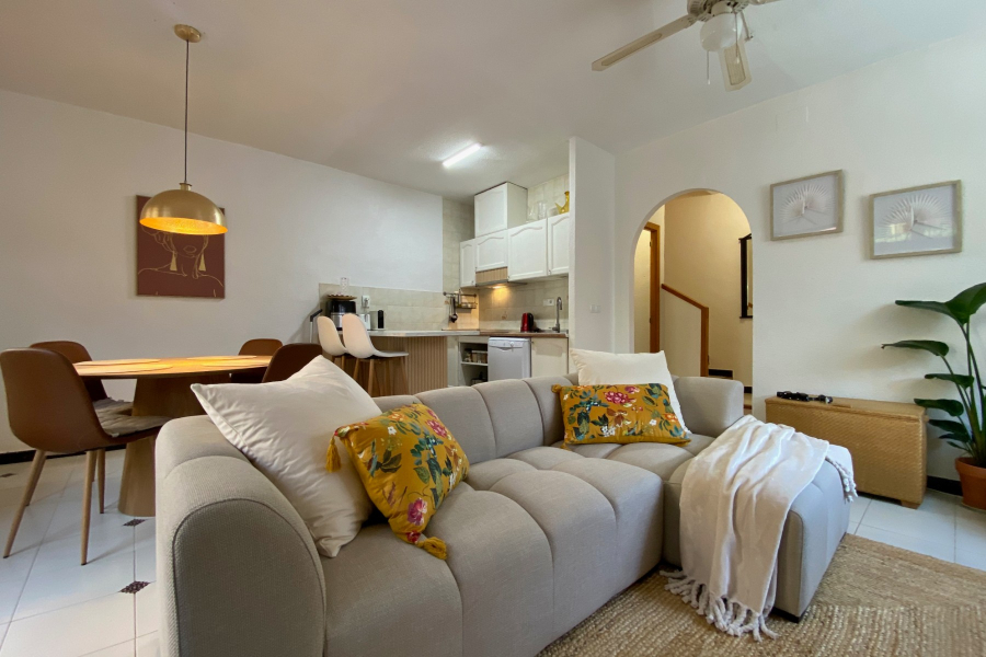 Resale - Duplex / Adosado - Torrevieja  - Torreblanca