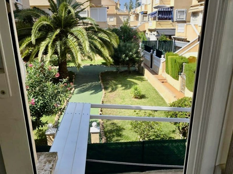 Resale - Apartamento/Bungalow - Torrevieja  - Aguas Nuevas