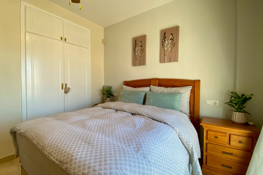 Resale - Apartamento/Bungalow - Torrevieja  - Aguas Nuevas