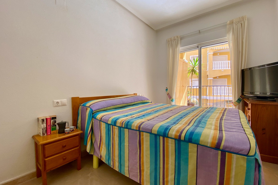 Resale - Apartment/Bungalow - Torrevieja  - Aguas Nuevas