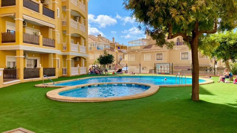 Apartamento/Bungalow - Resale - Torrevieja  - Aguas Nuevas